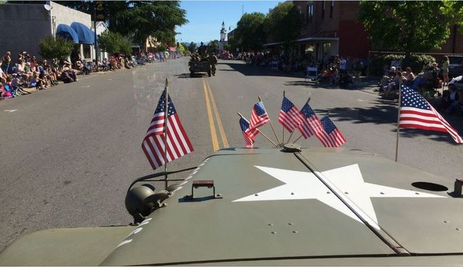 2016 Red Bluff Round Up Parade