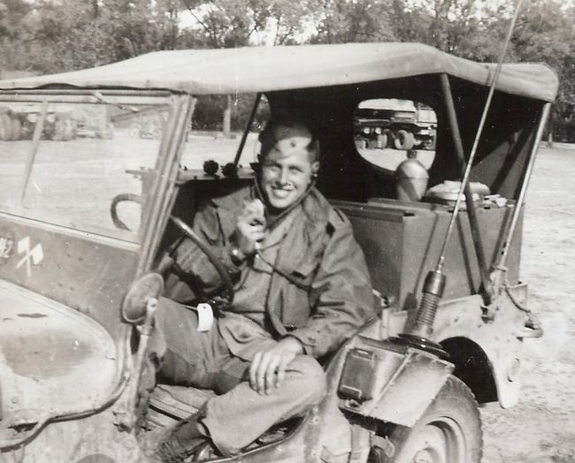 13_Jeep_Radio_copy