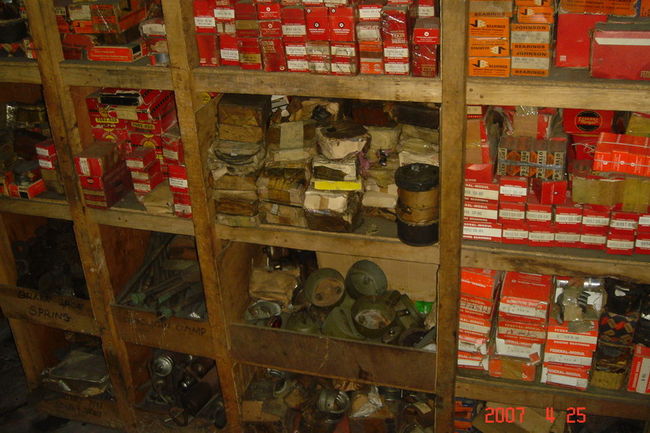 Vic_parts_room