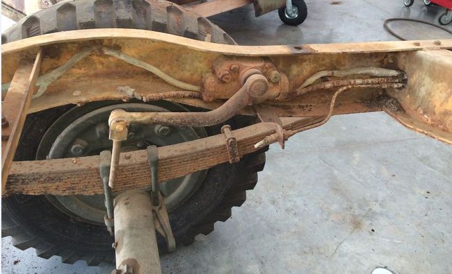 1941 Dodge CC Frame and Vent Detail