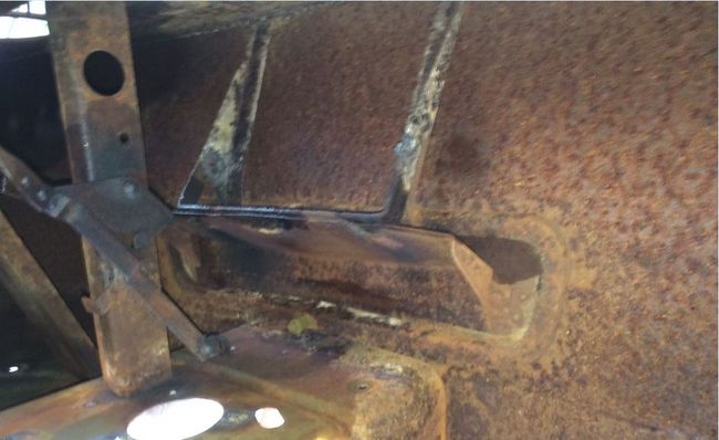 1941 Dodge CC Frame and Vent Detail