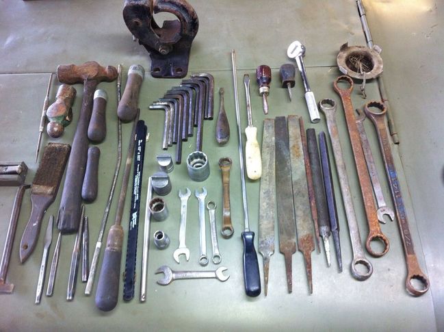 Huge group of tools with the help of Dennis G!