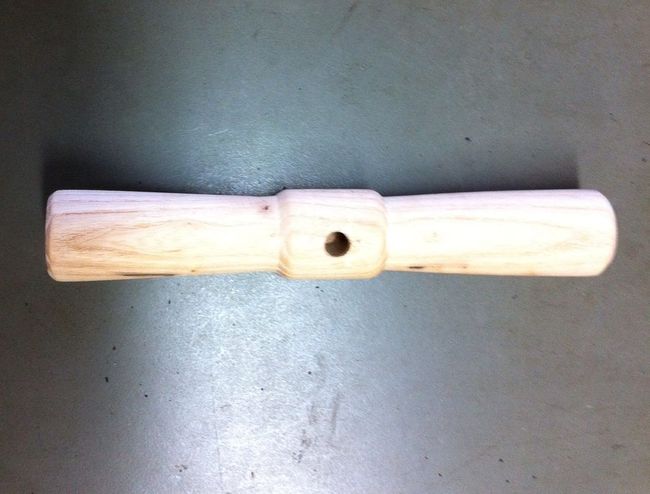 First handle without metal collar