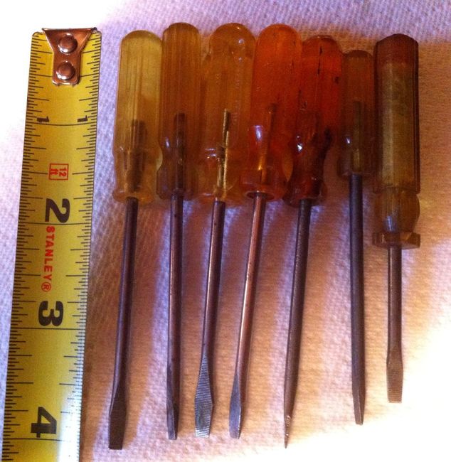 Small screwdrivers for ignition wrench sets