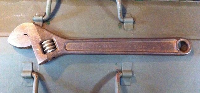 Utica 12&quot; crescent wrench