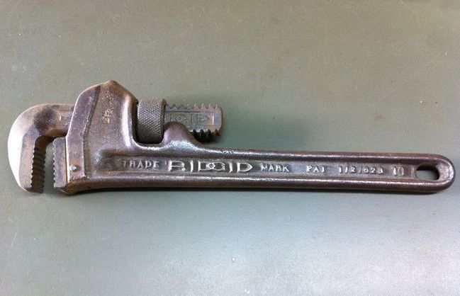 Ridgid 10&quot; pipe wrench