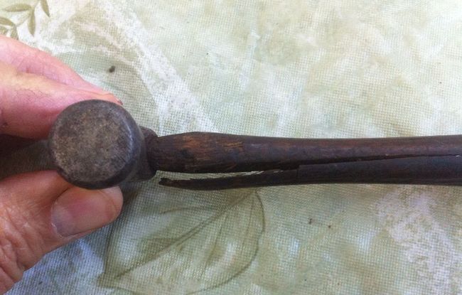 Just a slight problem with the handle