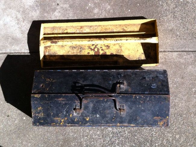 Rough unmarked McAleer style toolbox