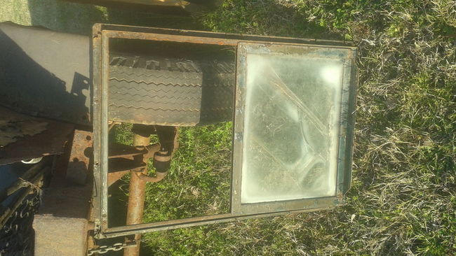 Shelter Window Frame4