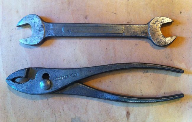 BB 1731 and 10&quot; plain handle pliers