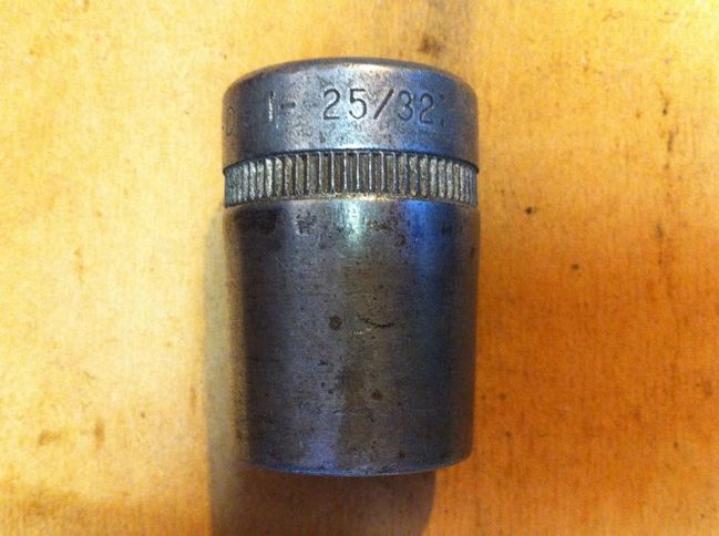 D-I 25/32&quot; socket