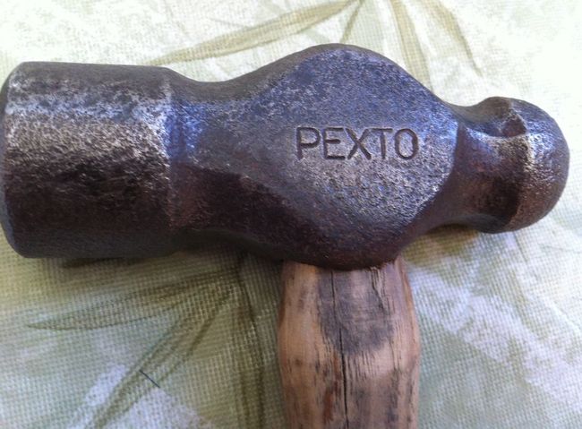Pexto hammer marking