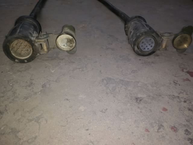 M100 intervehicular cable