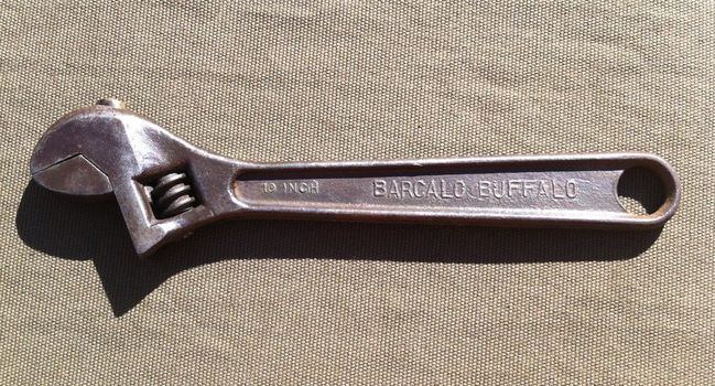 BB 10&quot; adjustable wrench
