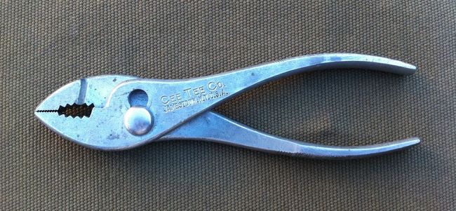 Cee Tee pliers reassembled correctly