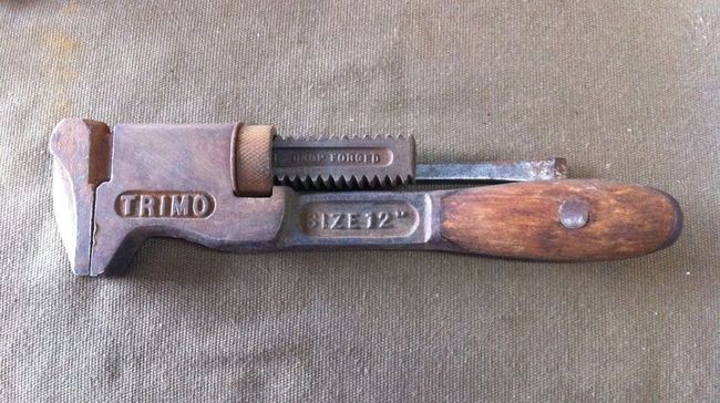 Trimo 12&quot; monkey wrench