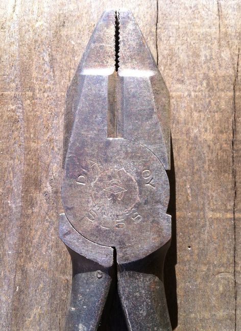 Diamalloy lineman's pliers markings