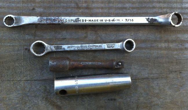 Tools from the Plomb empire