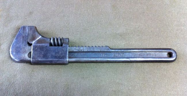 Crescent 11&quot; auto wrench