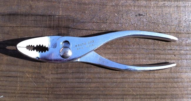 Proto angle nose pliers
