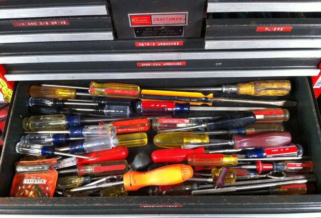 Cabin toolbox 6/2/17 screwdrivers