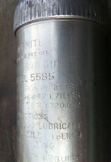 Alemite 5585 grease gun markings