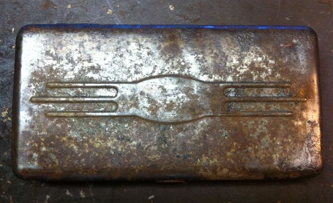 Rusty Craftsman box slightly less rusty
