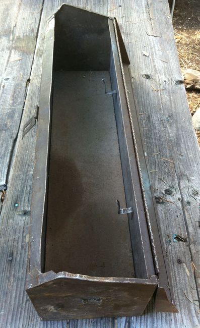 Kennedy carpenters toolbox end view