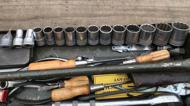 MVMTS Snap On back in the MVMTS top