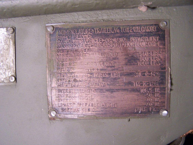 Arts-trailer-data-plate-a