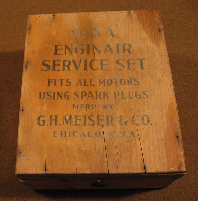 Enginair box top