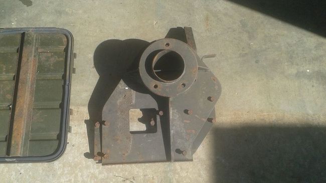 M715 Ambulance Spare Tire Carrier