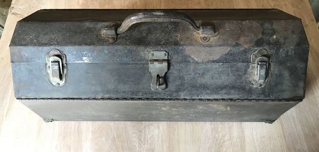Wartime S-K carry box cleaned up