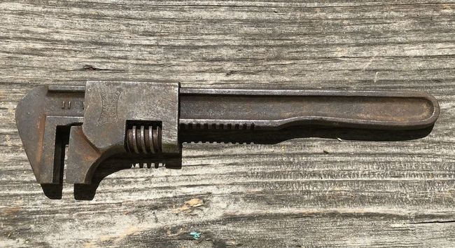 Tahoe sales &amp; flea 8/26/18 Vlchek auto wrench