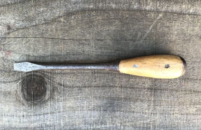 Unmarked perfect handle screwdriver