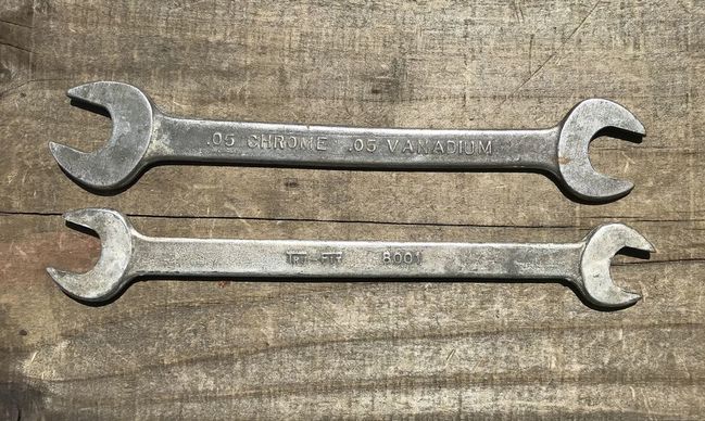 Lectrolite tappet wrenches