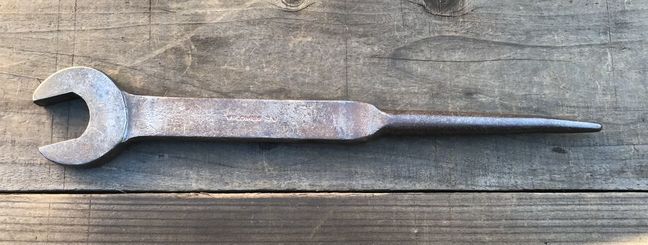 Plomb spud wrench