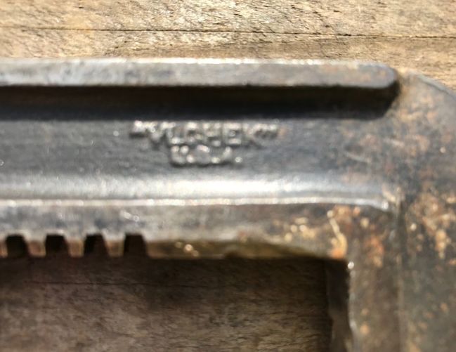 Vlchek auto wrench markings
