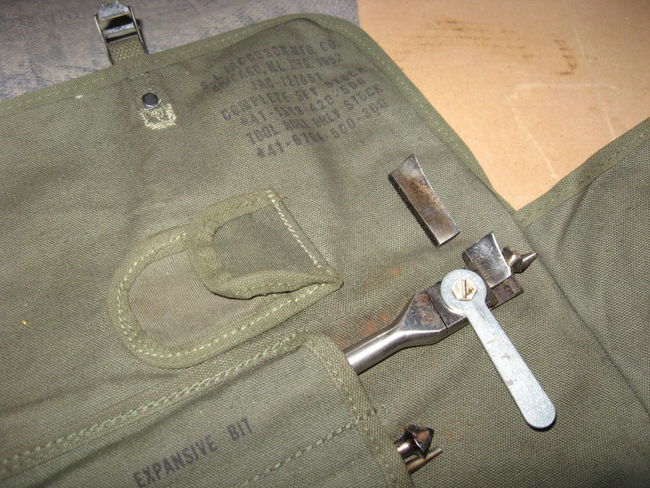 Frenchman's auger bit set detail