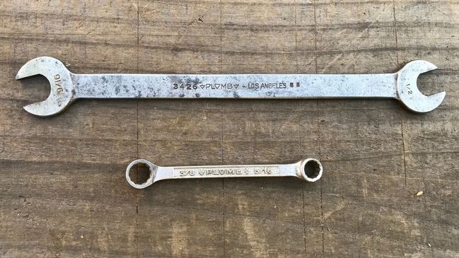Plomb tappet and pebble DBE wrenches