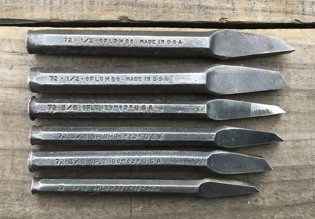 Plomb cape chisels after restoration