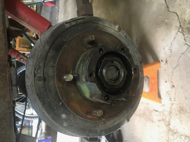 Drivers Side Hub