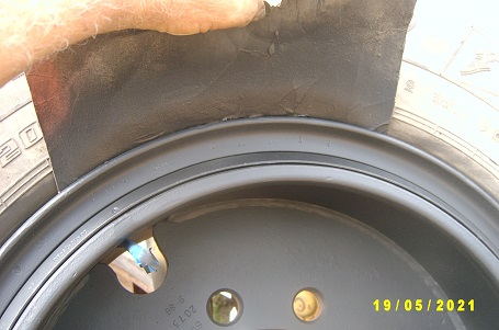 969_Rim_painting_shielding_on_a_mounted_wheel_5_2021