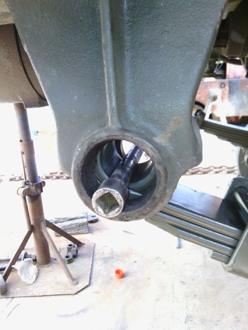 Fitting the reset front springs on the Diamond T 969.