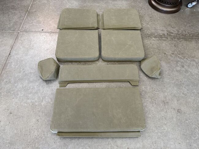 WWII_Jeep_Seats_03