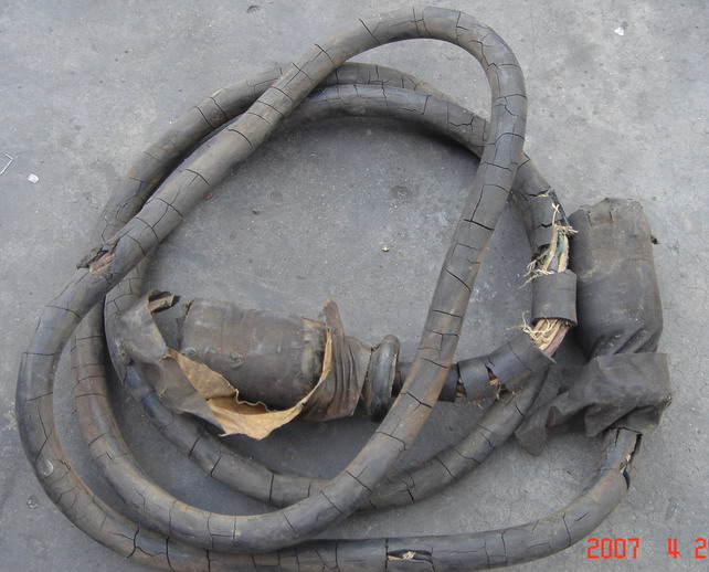 2nd_parts_trailer_plug