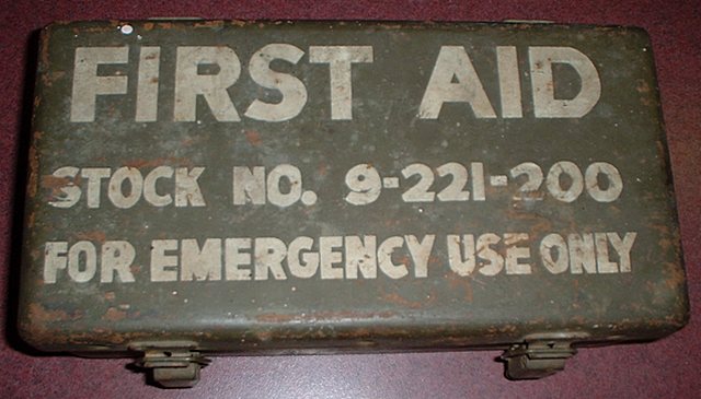 FIRST_AID_KIT_1