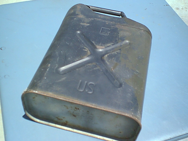 Gas_can_5_gal_USMC_2