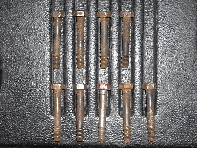 HEADBOLTS_1
