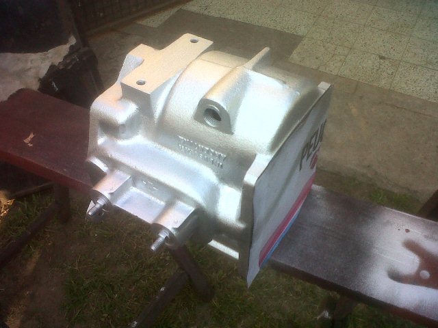 Caja de velocidad pintada